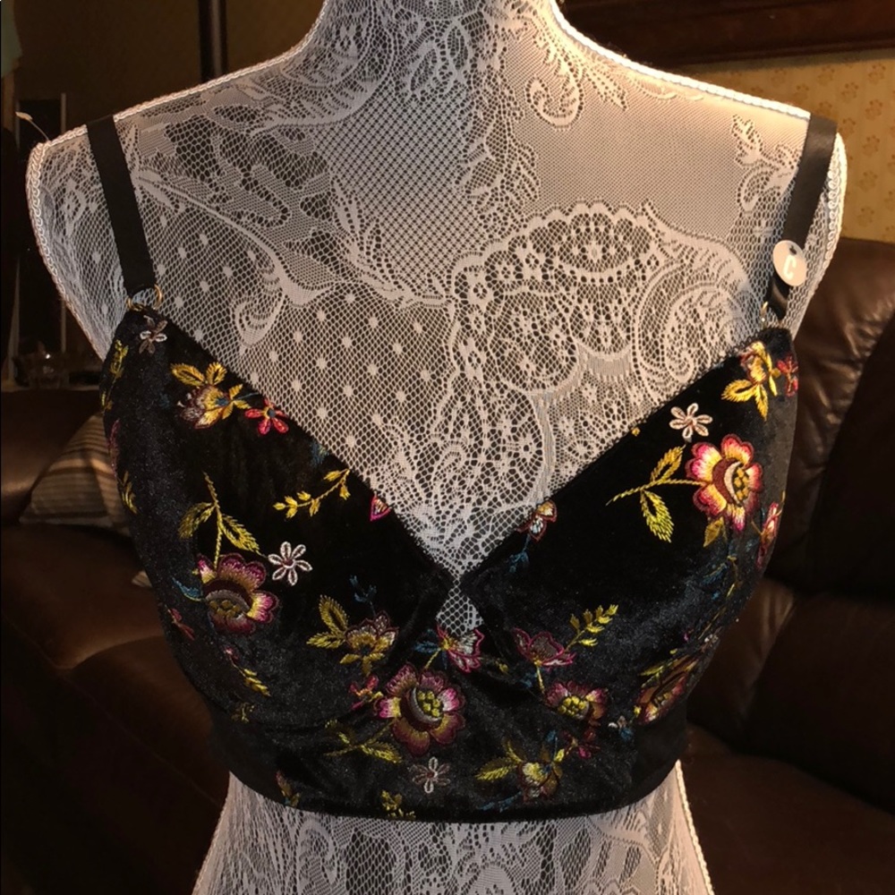 Black velvet embroidered bra, size 38C